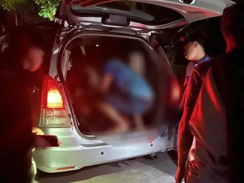 Nam sinh ở Hà Nội bị bạn đâm tử vong tại sân bóng