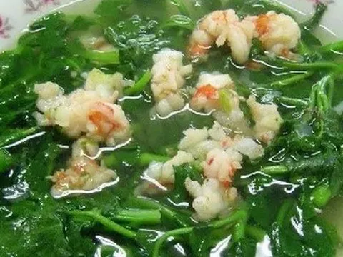 "Vua của các loại rau” bán giá rẻ như cho ở chợ Việt