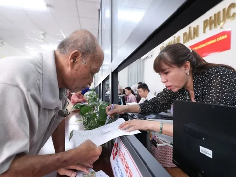 TP HCM siết kỷ luật công vụ: Cán bộ cửa quyền sẽ bị xử lý nghiêm