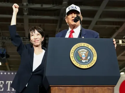 Ông Trump khen Thủ tướng Nhật Bản là 'nhà lãnh đạo vĩ đại'