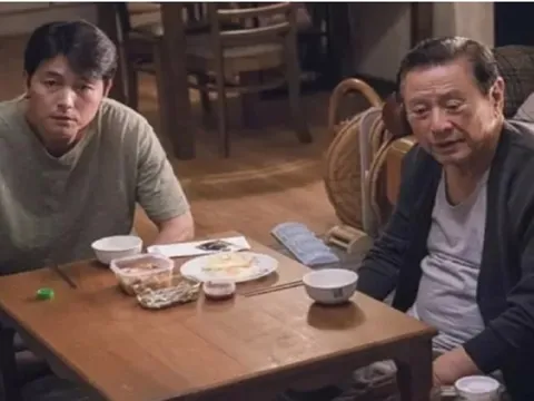 Đàn ông sống hơn nửa đời người mới hiểu: 60 tuổi thành công gói gọn trọng 2 chữ này