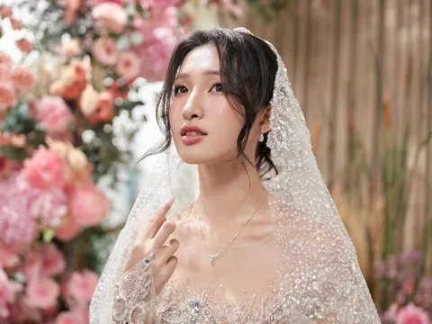 Á hậu Phương Nhi làm cổ đông công ty con của Vingroup