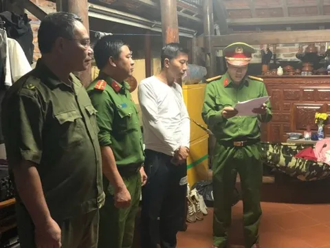 Khám xét khẩn cấp và tạm giữ hình sự tài xế Phan Duy Tân