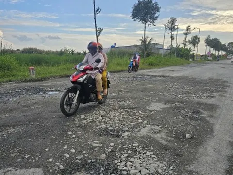 Đường Xuyên Á đoạn qua An Giang xuống cấp nghiêm trọng