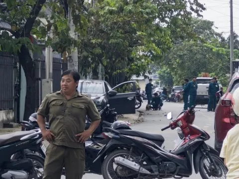 Phát hiện thi thể cô gái trong cốp ô tô đậu ven đường ở TPHCM