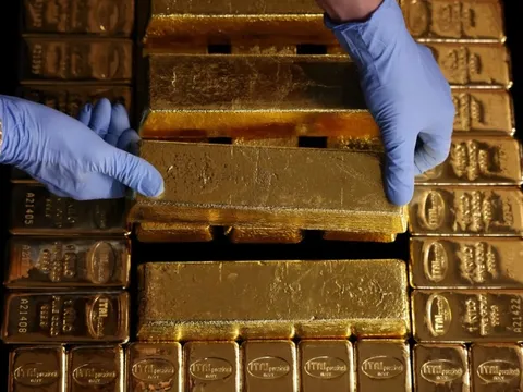 Sau tuần biến động mạnh, giá vàng thế giới sẽ ra sao?