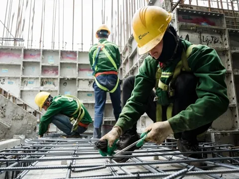 Thầu xây dựng thắng lớn