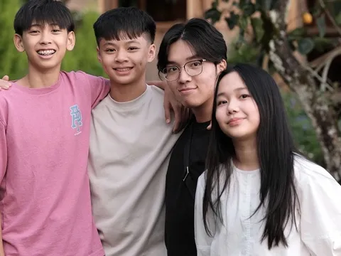 Hiếm hoi lắm con gái sao Việt này mới lộ diện: Đặt cạnh ái nữ Hà Kiều Anh nhan sắc 1 chín 1 mười, được dạy dỗ cũng khéo!