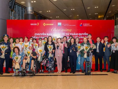 Vân Đồn chính thức khai thác chuyến bay charter tới Thâm Quyến