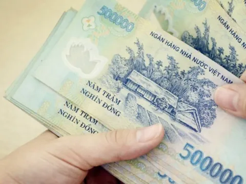 Nhận lương hai nơi, cẩn thận “vướng” thuế thu nhập cá nhân nếu không biết điều này