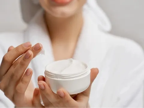 NÓNG: Thu hồi toàn quốc, tiêu hủy lô kem dưỡng ẩm kém chất lượng