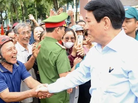 Chủ tịch nước Lương Cường: Đoàn kết để vượt bão lũ, hướng tới thịnh vượng