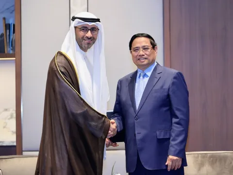 Thủ tướng đề nghị Kuwait xây kho xăng dầu ngoại quan ở Việt Nam