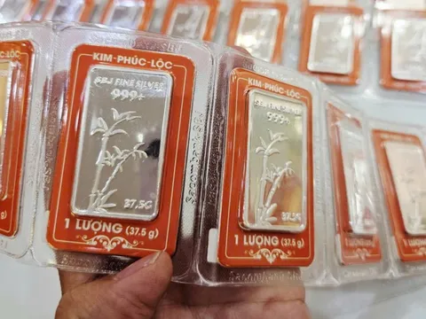 Giá bạc hôm nay 21-11: Liên tục lao dốc, sức mua thấp, kênh đầu tư bạc đã hết vị?