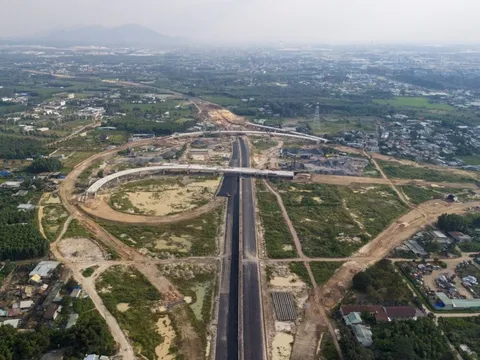 Thông xe tuyến chính cao tốc Biên Hòa - Vũng Tàu trong năm nay