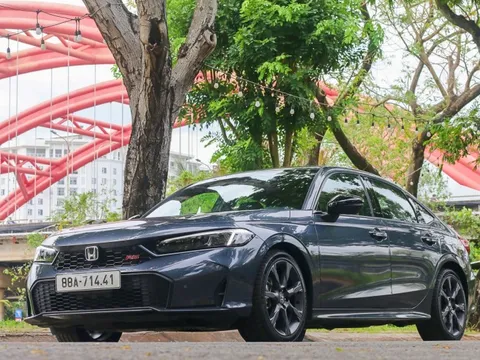 Xe gầm thấp tại Việt Nam chật vật tìm khách