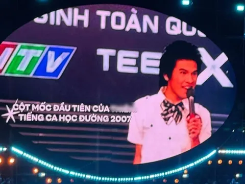 Bạn có nhận ra nam sinh này? Hiện rất nổi tiếng ở Việt Nam, con đường học hành loằng ngoằng nhưng đáng nể