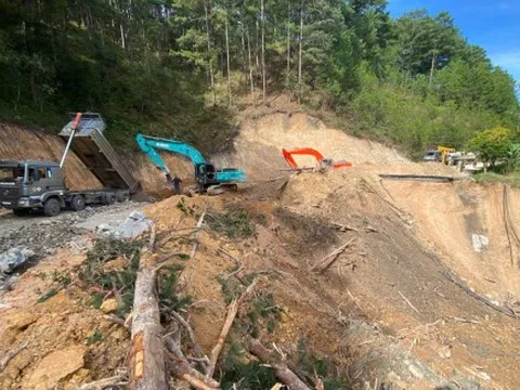 Bộ Xây dựng công bố tình huống khẩn cấp về thiên tai tại đèo Mimosa