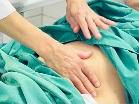 Người đàn ông nguy kịch sau bữa nhậu với thịt ếch, vịt