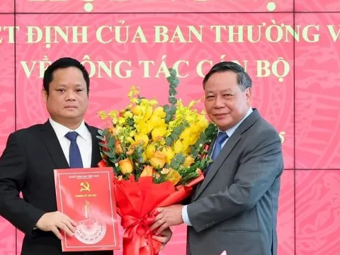 Phó Chủ nhiệm Văn Phòng Quốc hội làm Phó trưởng Ban Tuyên giáo và Dân vận Thành ủy Hà Nội