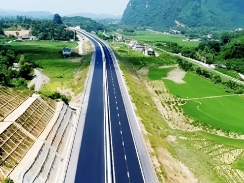 Đề xuất đầu tư cao tốc Mộc Châu - Sơn La gần 22.300 tỷ đồng