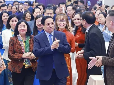 Phụ nữ Việt Nam phát huy tinh thần "3 tiên phong", "5 làm chủ" trong khởi nghiệp sáng tạo