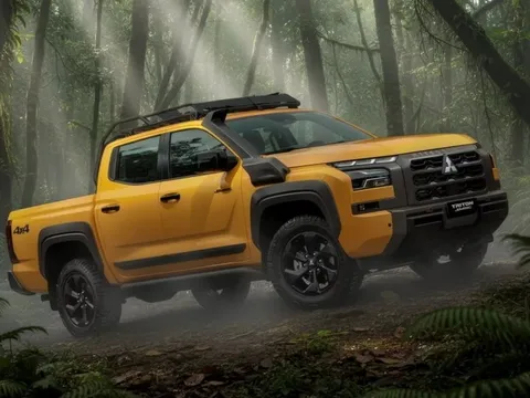 Mitsubishi Triton Savana - bán tải địa hình giới hạn 80 chiếc