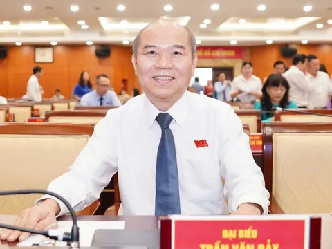 Chủ tịch UBND TPHCM phân công ông Trần Văn Bảy theo dõi chỉ đạo lĩnh vực nội chính