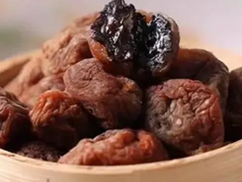 Ngày càng nhiều người tử vong vì bệnh tiểu đường, bác sĩ cảnh báo: Thà ăn nhiều thịt còn hơn ham ba món này