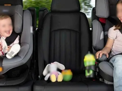Chính phủ đề xuất miễn trừ ghế an toàn cho trẻ dưới 10 tuổi trên taxi và xe buýt