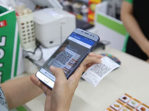 Việt Nam triển khai thanh toán QR xuyên biên giới với Trung Quốc