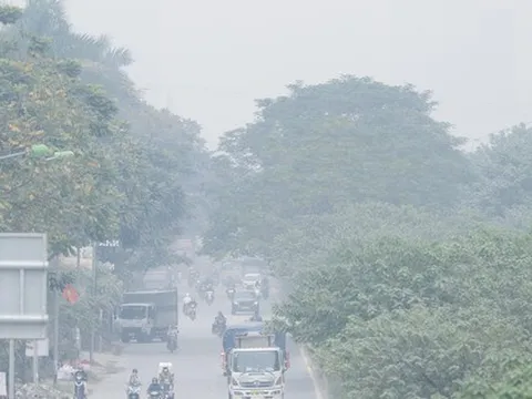 Hình ảnh tuyến đường Hà Nội "lạ lẫm" những ngày này