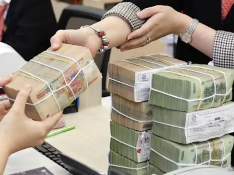 Một loạt ngân hàng bất ngờ dừng gói ưu đãi cho vay mua nhà với người trẻ