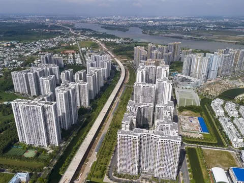 Gần 15 km cầu cạn Vành đai 3 TP.HCM trước ngày thông xe kỹ thuật 19/12