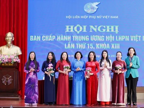 Bầu 5 đồng chí vào Ban Chấp hành TƯ Hội LHPN Việt Nam khóa XIII, nhiệm kỳ 2022-2027
