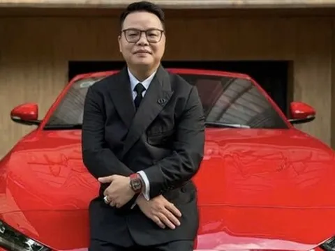 Mr. Hunter bị dẫn độ về nước