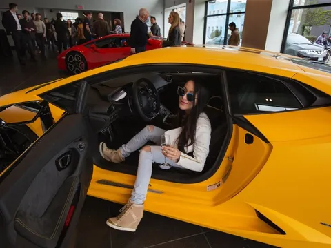 Thị trường xe sang Mỹ có thể chạm mốc 215 tỷ USD vào năm 2035