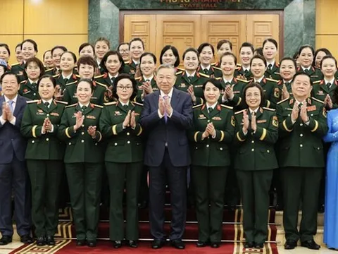 Tổng Bí thư Tô Lâm: Phấn đấu mỗi cá nhân phụ nữ Quân đội là một gương sáng