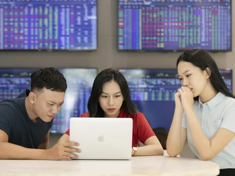 Nhà đầu tư 'ngó lơ' chứng khoán